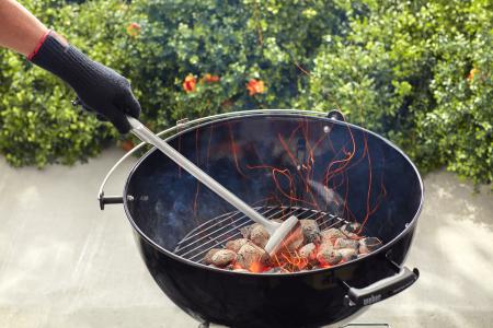 7649 - Weber Holzkohleschieber