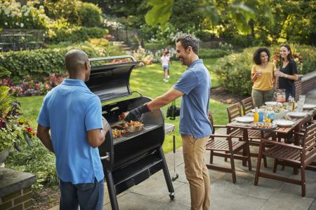 23511004 - Weber SmokeFire EX6 GBS Holzpelletgrill - Black