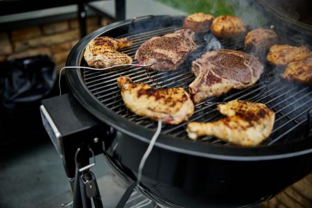 18201004 - Weber Summit Kamado E6 Holzkohlegrill 61 cm Black