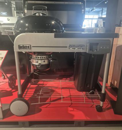 15501004_A - Weber Performer Deluxe - Ausstellungsger&auml;t