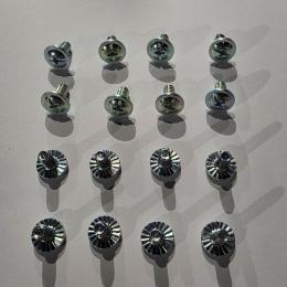 84683 - SCHRAUBENSATZ ROLLEN SPIRIT 2013